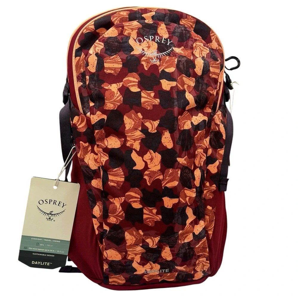 Osprey Womens Daylite 13 L Backpack Liquify Print-Kakio Burgundy Fits 14